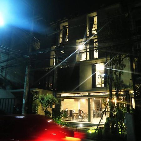 B Arch House Hotel And Cafe Ll No Parking Ll Chiang Mai Exterior photo