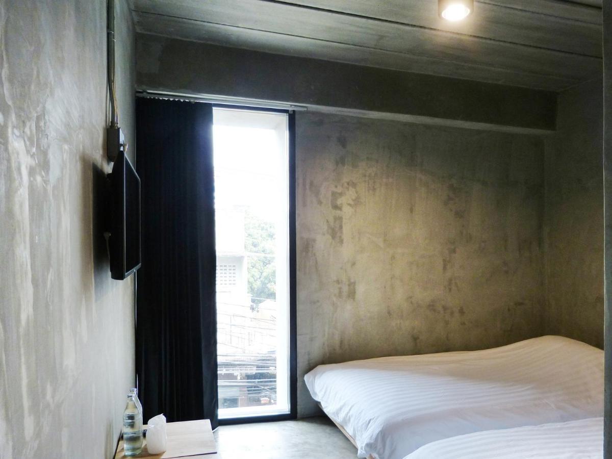 B Arch House Hotel And Cafe Ll No Parking Ll Chiang Mai Exterior photo