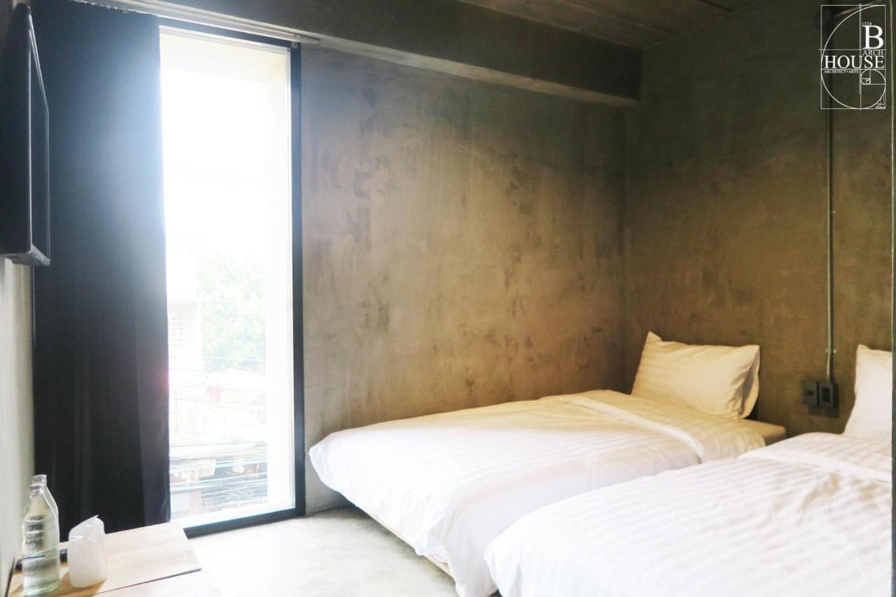 B Arch House Hotel And Cafe Ll No Parking Ll Chiang Mai Exterior photo